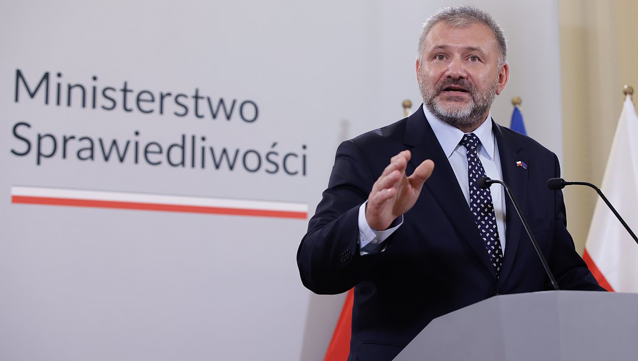 Minister Żurek pierwsza decyzja news 2025