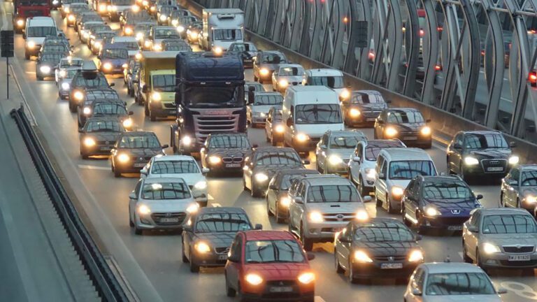 Warszawa centrum utrudnienia defilada 15 sierpnia 2025 15 08 2025 objazdy